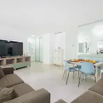 아파트 Luxury Avilla Olas *