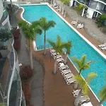 아파트 Luxury Avilla Olas *