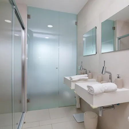 Luxury Avilla Olas - Swimming Pool 85m Long - Garage Apartamento Palm-mar