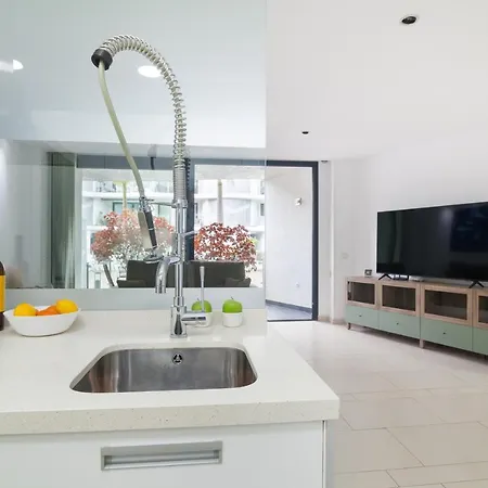 Luxury Avilla Olas - Swimming Pool 85m Long - Garage Apartamento *