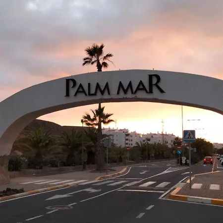 Luxury Avilla Olas - Swimming Pool 85m Long - Garage דירה